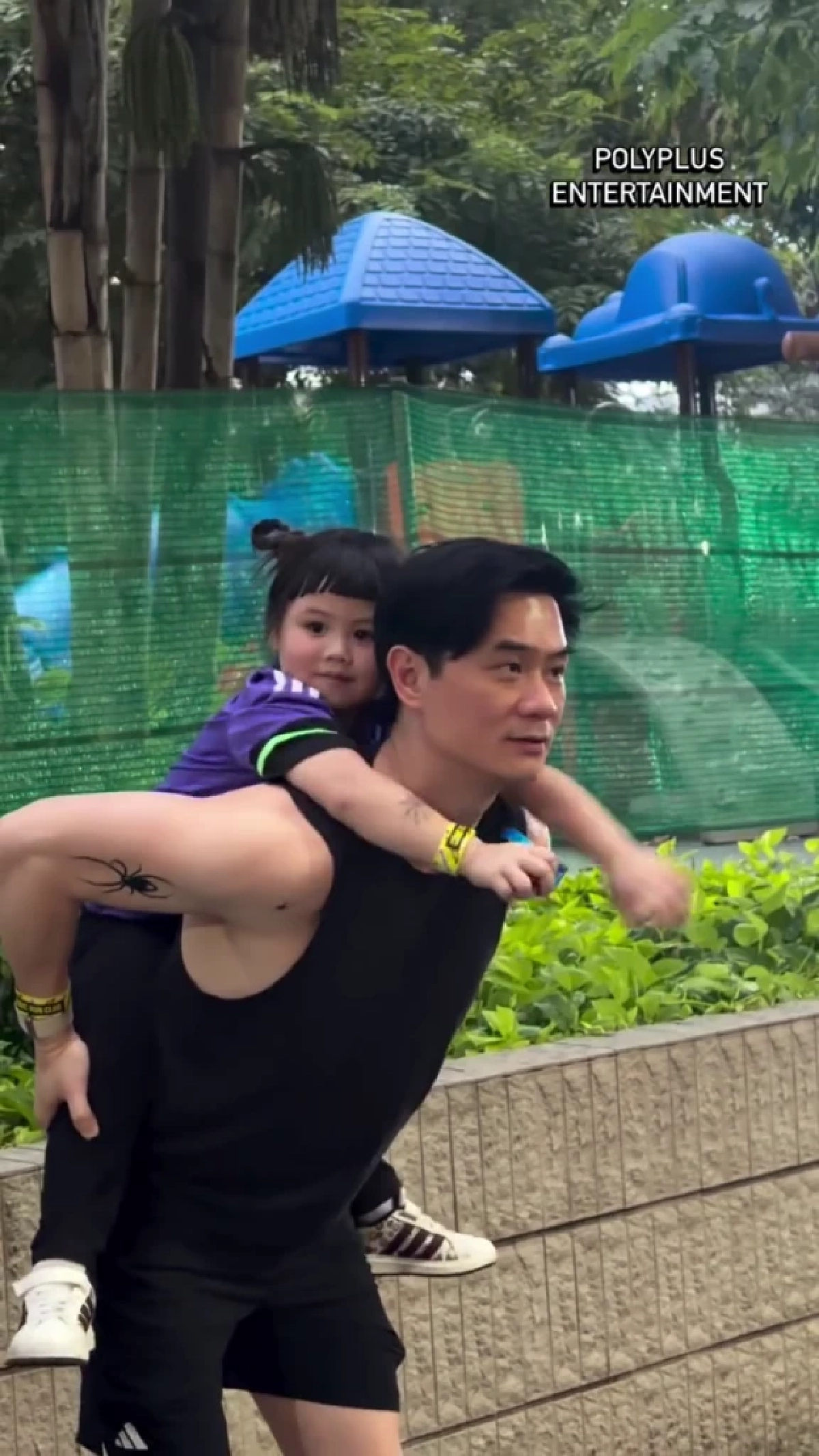 อบอุ่นยกบ้าน พ่อน็อต-แม่ชม พาลูกๆวิ่ง ช็อตนี้ยิ้มตามทั้งโซเชียล