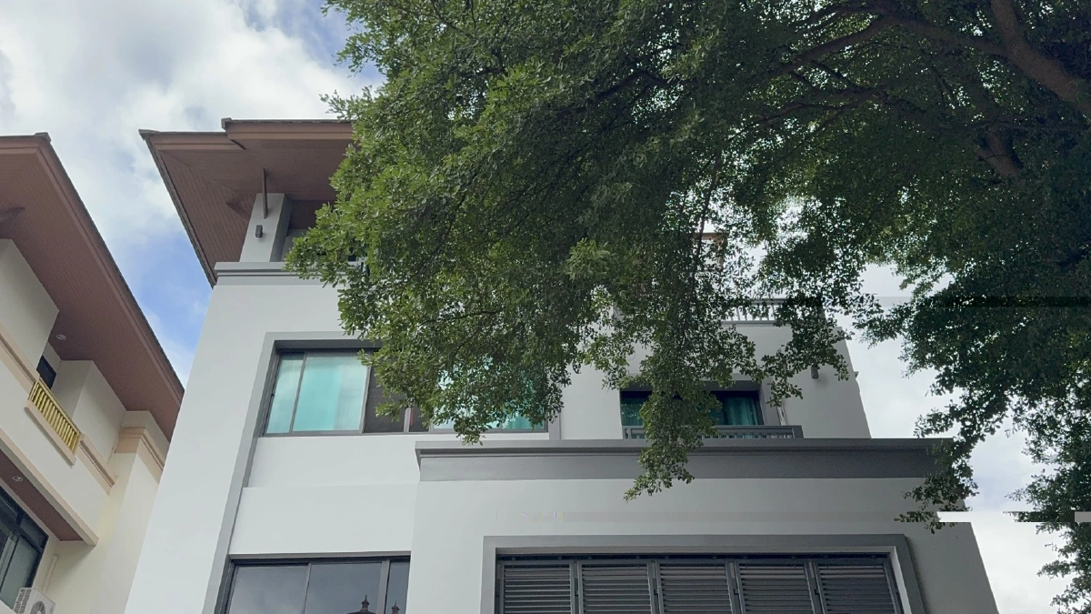 บุกจับ\"จีนเทา\"อาชญากรข้ามชาติ ซุกตัวเช่าบ้านหรูเดือนละ1.4แสน