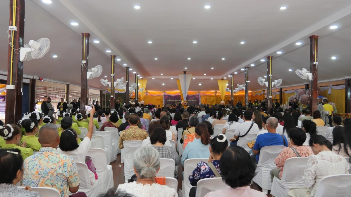 แม่ทัพภาคที่ 1 เป็นประธานในพิธีทอดกฐินสามัคคี ประจำปี 2568
