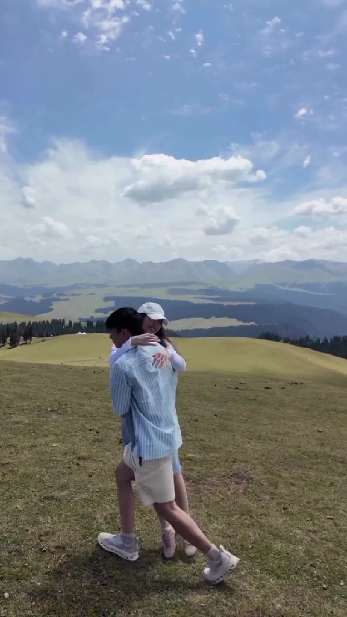 "นนกุล" อวยพรวันเกิด "แอฟ ทักษอร" ด้วยคลิปสุดพิเศษ ทำโซเชียลละลาย