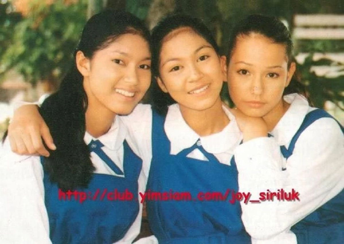 ยังจำได้ไหม 3 ดาราสาวดังยุค 90 แฟชั่นวัยเด็กยังเก๋จนถึงวันนี้