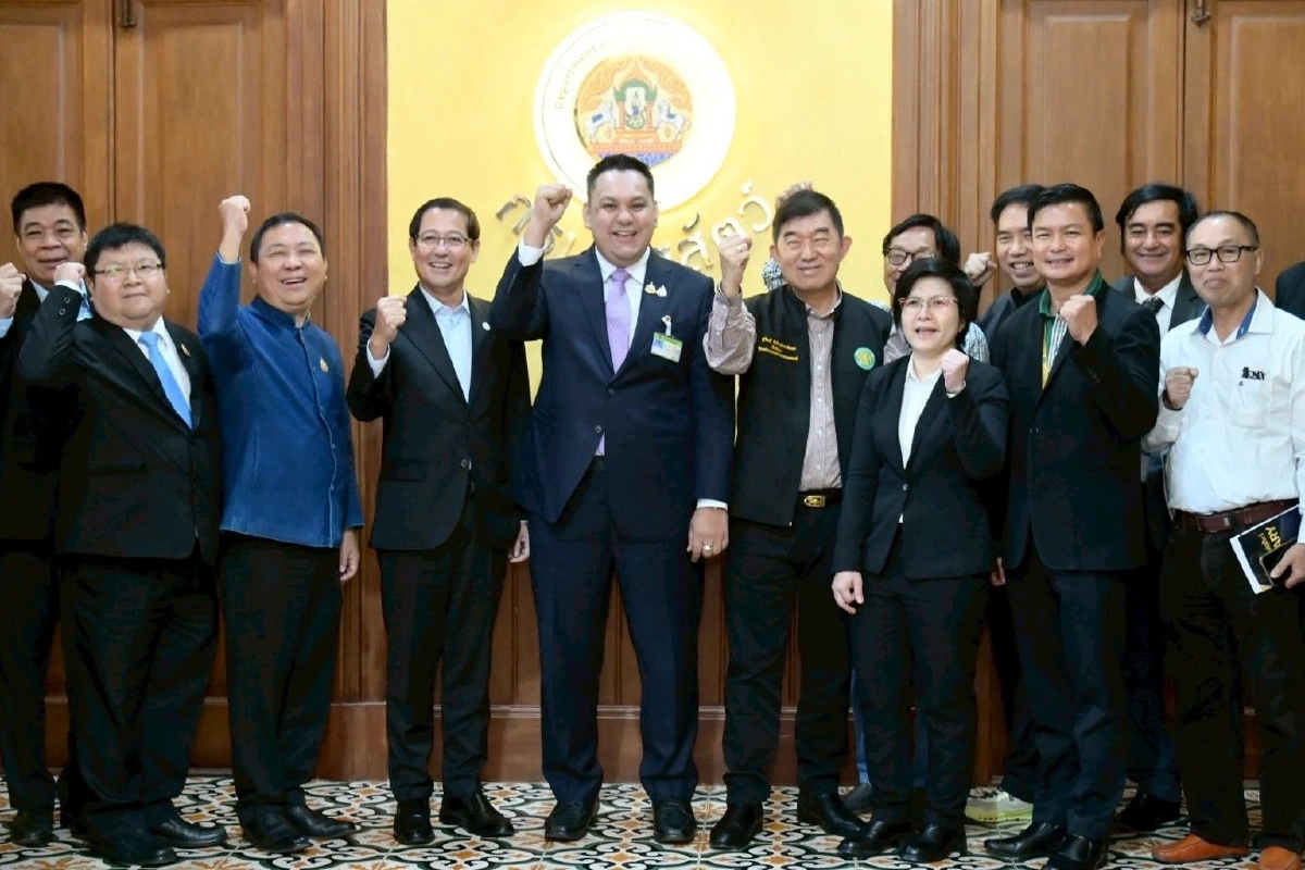 โคไทยต้องรอด ลุยไอเดีย คนไทยกินเนื้อโคไทย กู้วิฤติราคาตกต่ำ