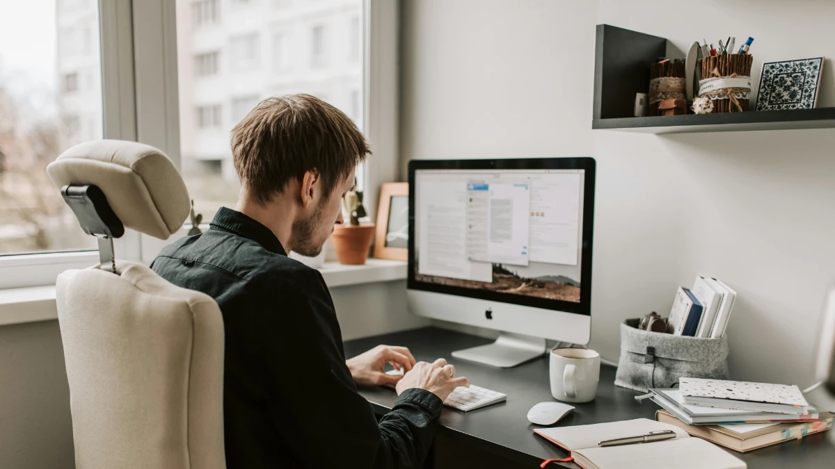 เตือนภัย จ้องจอเกิน 4 ชั่วโมงต่อวัน เสี่ยงอันตรายตาล้า