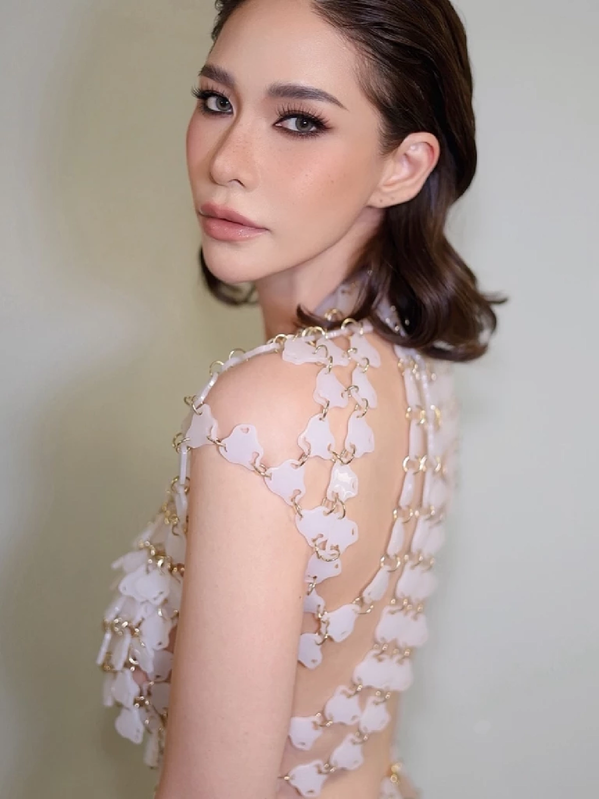 มรสุมชีวิต พลอย เฌอมาลย์ ป่วยมะเร็งเต้านม ฉายแสง 25 ครั้ง จนหน้าอกไหม้