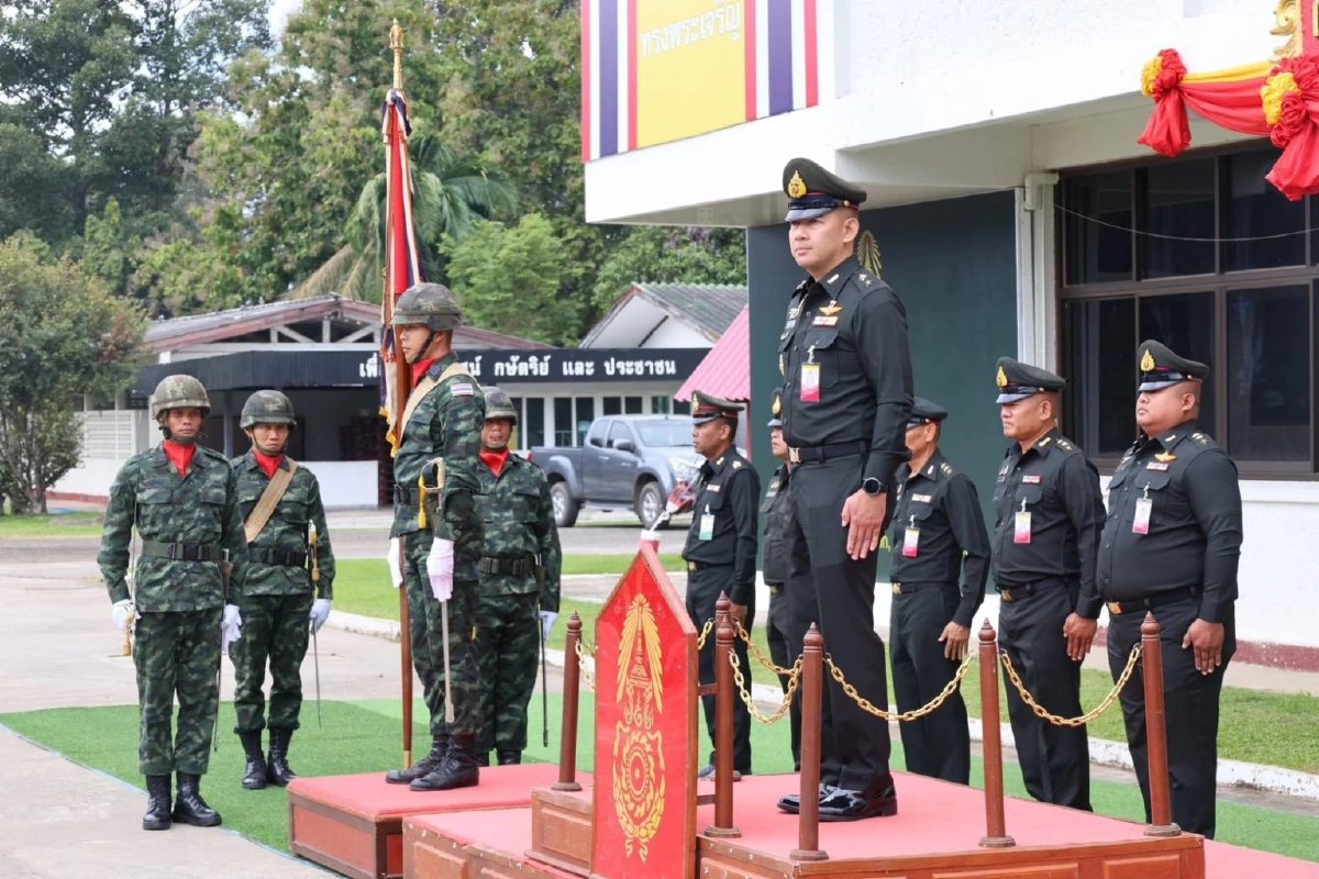 พ.ท. ณัฐวุฒิ คัมภิรานนท์ เป็นประธานในพิธีอำลาธงชัยเฉลิมพล