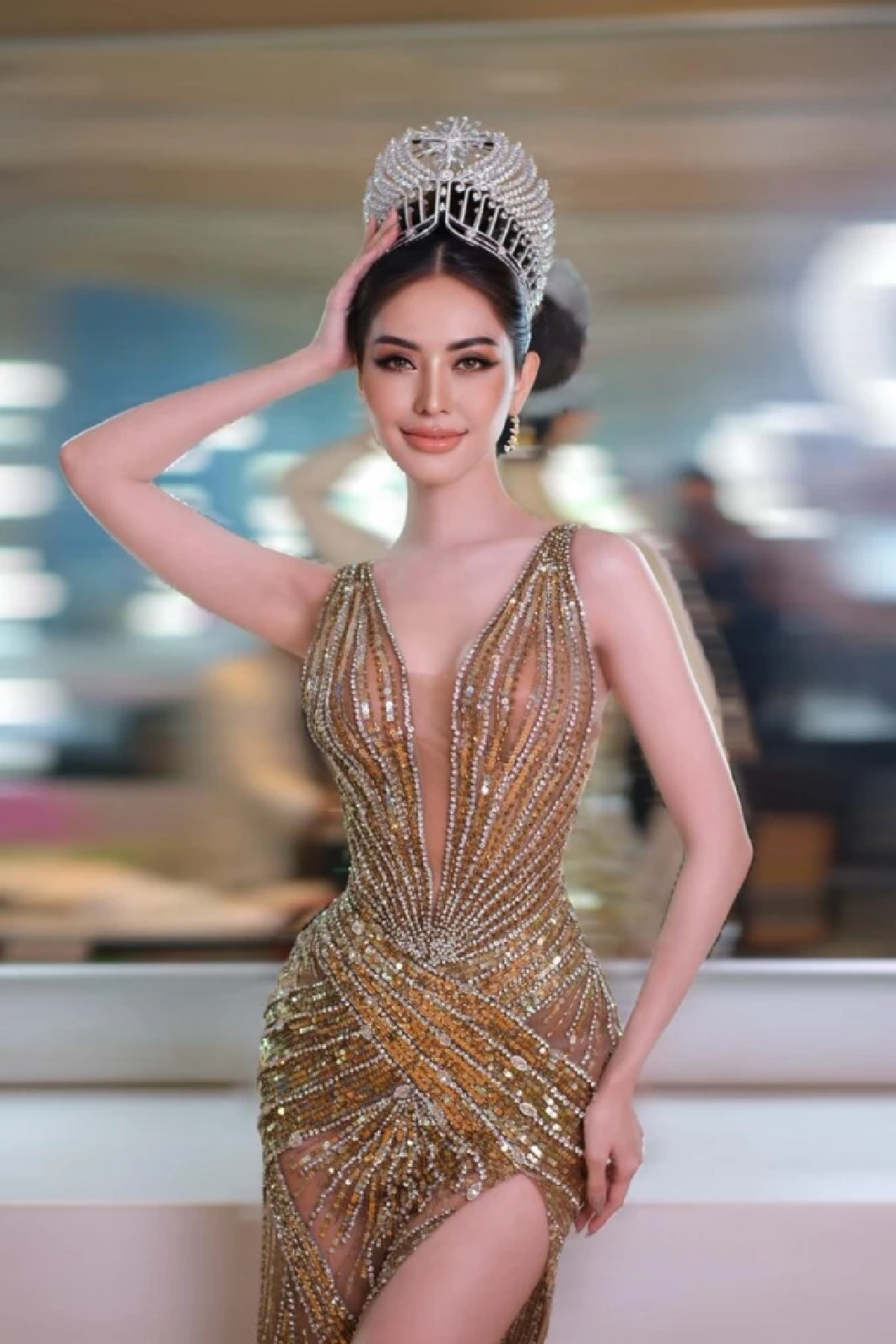 ฟิยาตา มิสยูนิเวิร์สกัมพูชา ประกาศนำธงชาติกัมพูชาขึ้นเวทีไทย