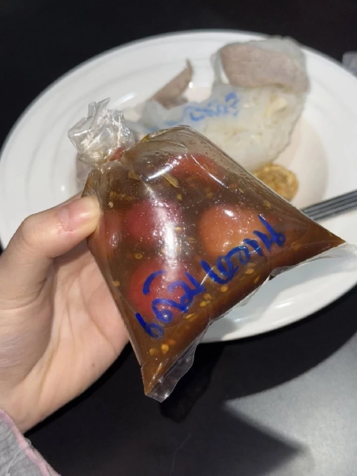 \"หมอเตือน\"ภัยใกล้ตัว ใช้เมจิกเขียนกล่อง-ถุงอาหาร เสี่ยงมะเร็ง