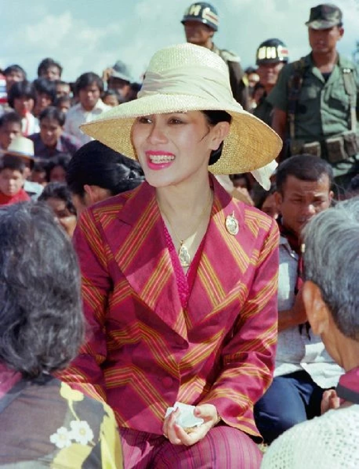 สมเด็จพระนางเจ้าสิริกิติ์ พระบรมราชินีนาถ พระบรมราชชนนีพันปีหลวง