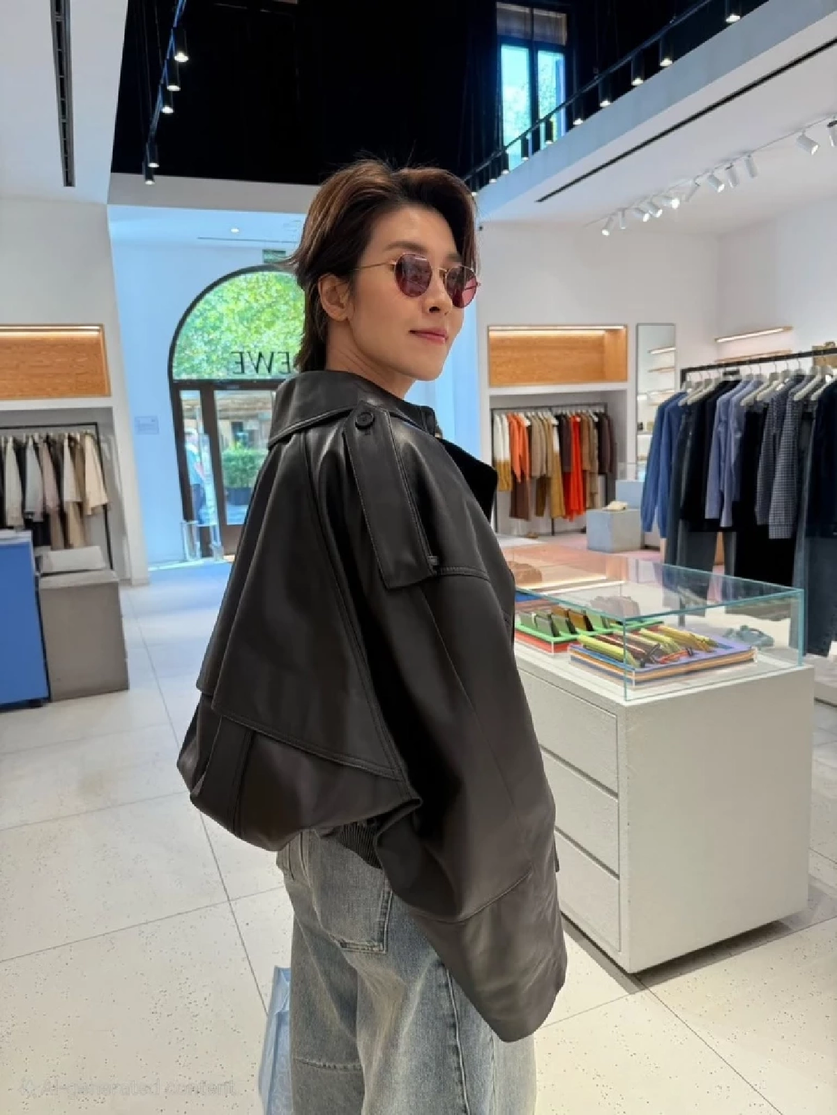 “หมิว รังสินี” เปิดทริปสเปนสุดหวานกับ “เชียร์ ฑิฆัมพร”