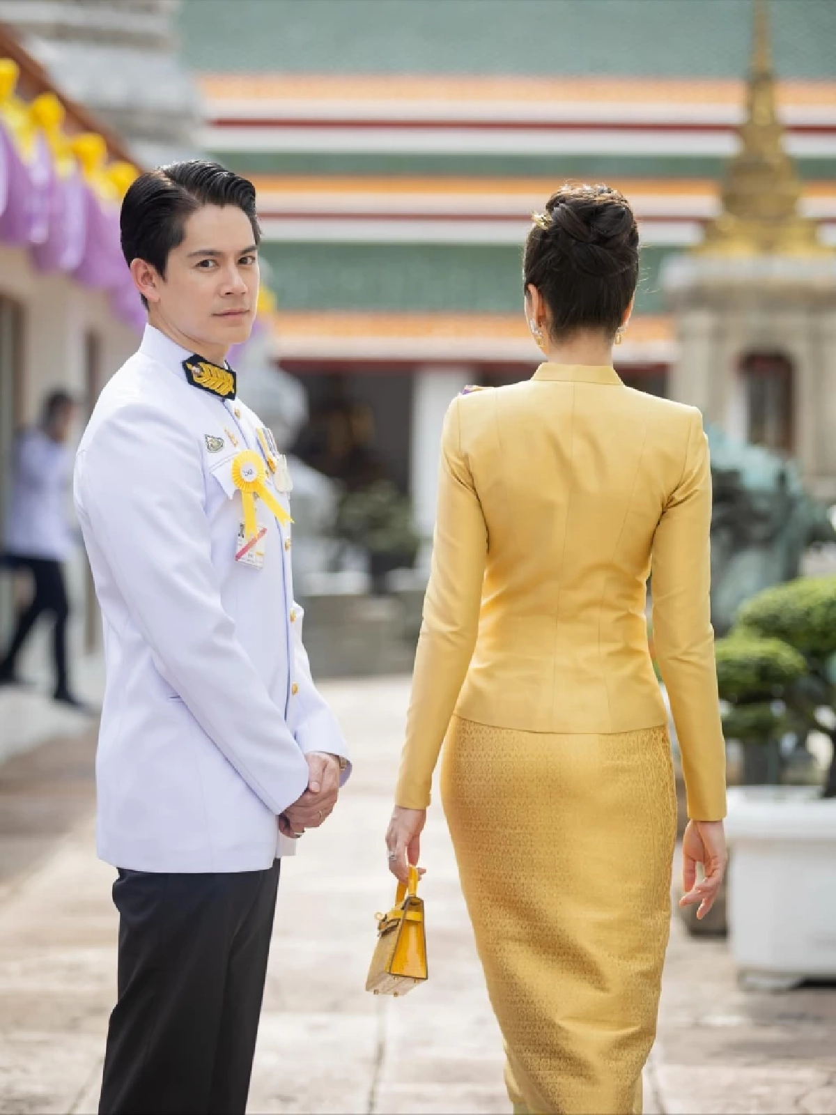 ศรีริต้า เจนเซ่น ควงคู่สามี ร่วมพิธีพระกฐินหลวง แฟนๆ แห่อนุโมธนา
