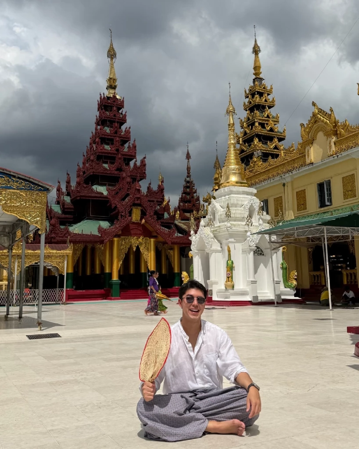 นาย ณภัทร หวนพักผ่อนพม่า ภาพเซ็ททำแฟนๆ นึกถึง Friend Zone