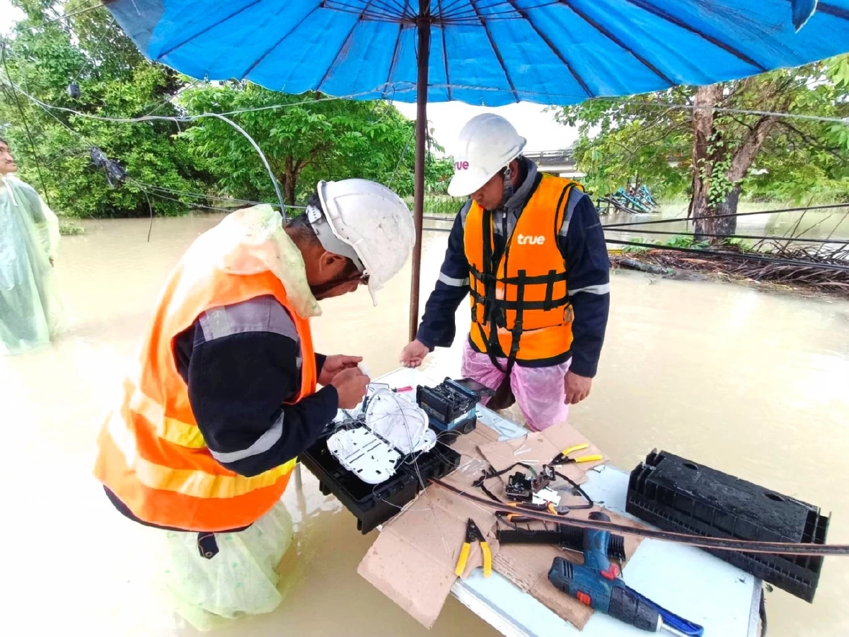 \"ซีพีอาสา\"เคียงข้างภาคใต้ ตั้งศูนย์ช่วยเหลือครอบคลุม 10 จังหวัด