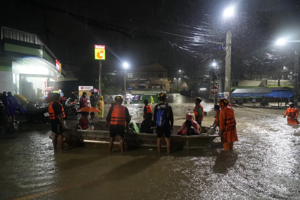 เร่งด่วน! เปิดศูนย์ช่วยเหลือผู้ประสบภัยน้ำท่วม 5 แห่งในหาดใหญ่