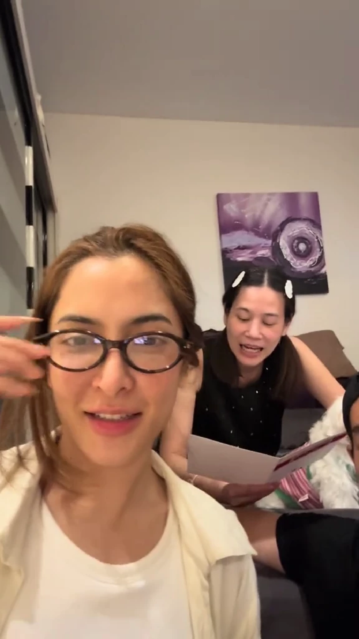 โมเมนต์ฟินครั้งแรก! ตุ้ย-พิ้งกี้ ร่วมเฟรมวันเกิดน้องสาวตุ้ย