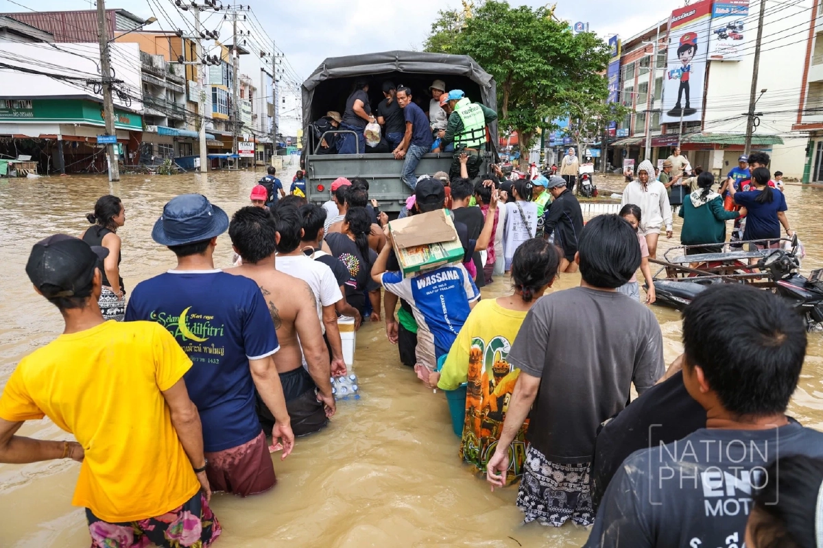 ชาวลาวร่วมแรง! ระดมทุนพุ่ง 200 ล้านกีบ ช่วยน้ำท่วมภาคใต้ไทย