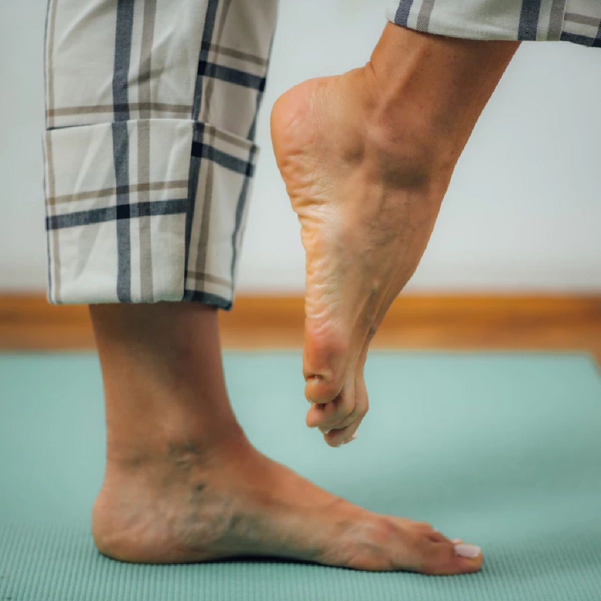 งานวิจัยชี้ความสามารถยืนขาเดียว 10 วินาทีสะท้อนสุขภาพร่างกาย