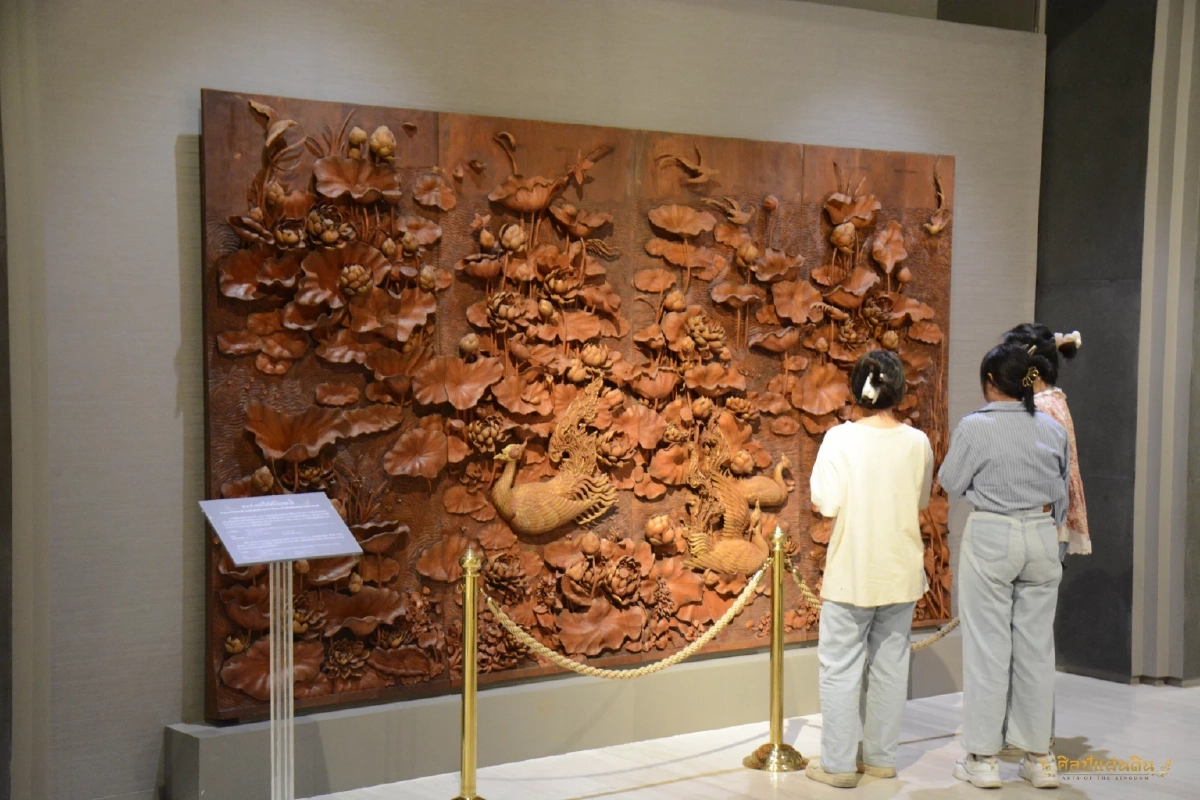 ขอบคุณภาพ  : Arts of the kingdom - ศิลป์แผ่นดิน