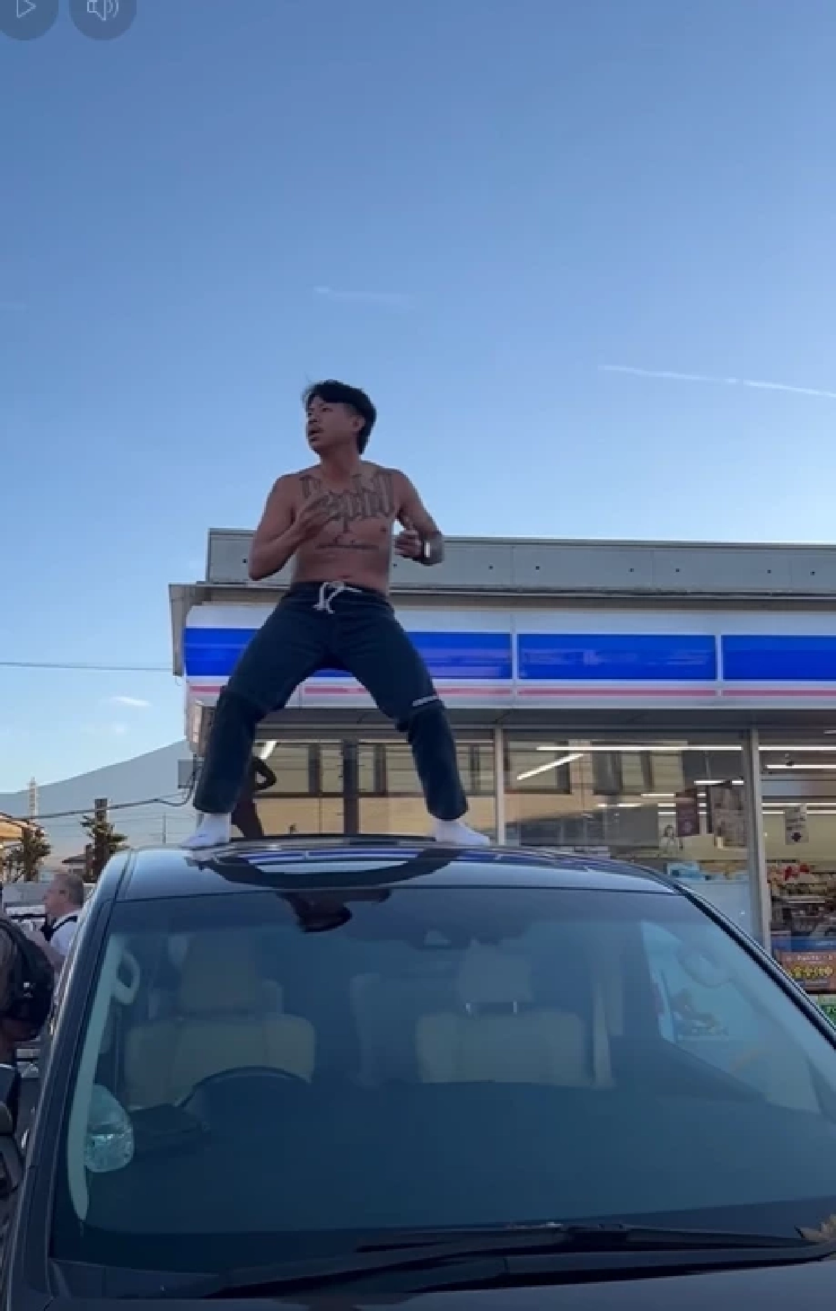 ไม่ปกป้อง \"ภรรยาแจ็กแปปโฮ\" ฟาดปมทำคอนเทนต์สุดโต่งกลางญี่ปุ่น