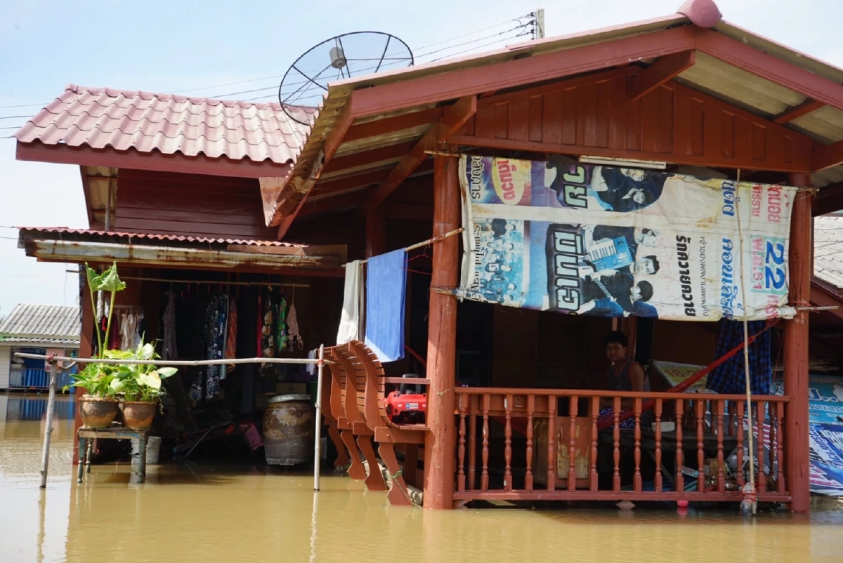 น้ำท่วมเสนาวิกฤตลากยาว 4 เดือน ชาวบ้านจมทุกหลังคาเรือน