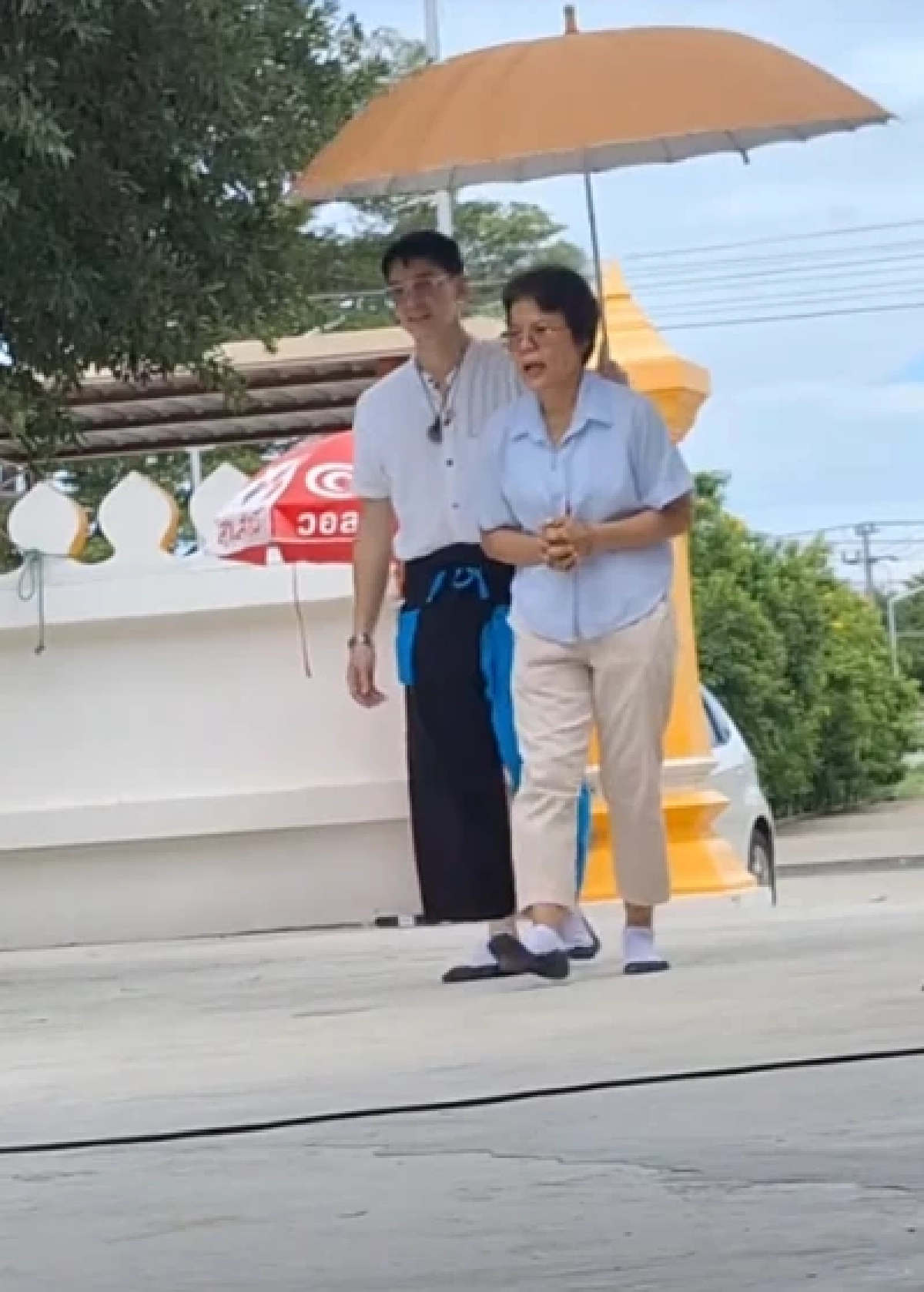 เปิดภาพล่าสุด นักร้องชื่อดัง หลังใช้ชีวิตเรียบง่ายติดดิน