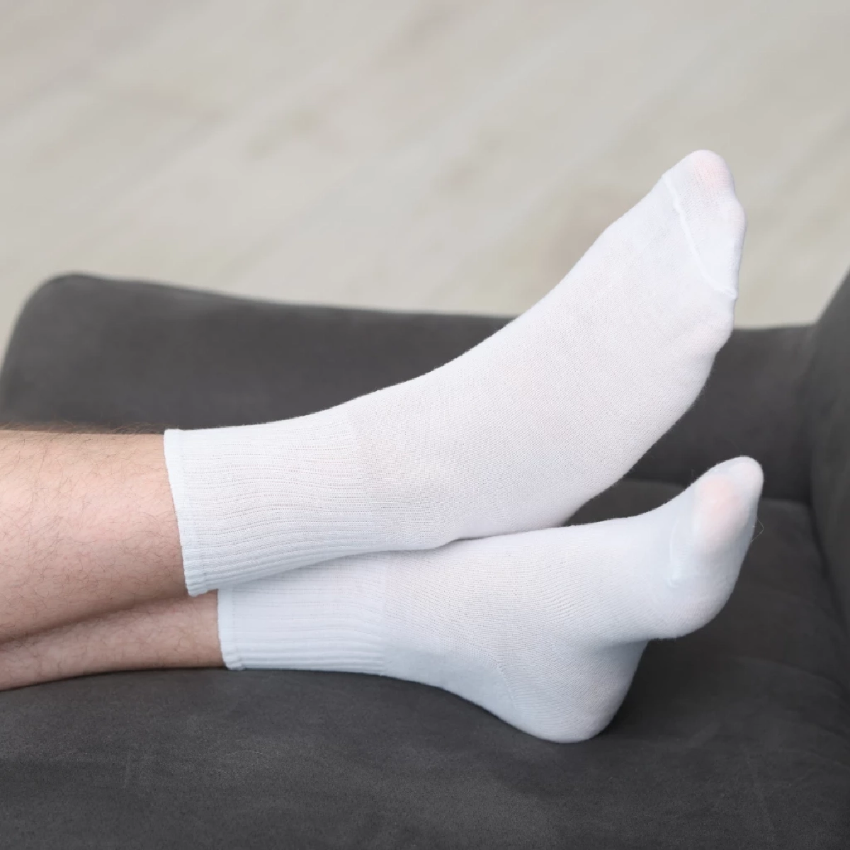 งานวิจัยยืนยัน ใส่ถุงเท้านอน ช่วยให้หลับเร็วและหลับลึกขึ้น