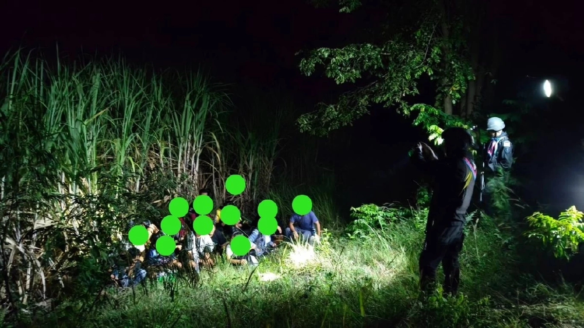 ทหารพรานอรัญประเทศสกัด 20 คนไทย เหยื่อแก๊งหลอกเปิดบัญชีม้า