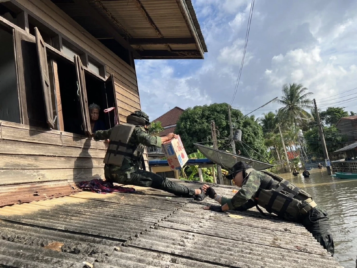 มาถึงแล้ว\"หมอภาคย์\" นำหน่วยรบพิเศษลุยเขต 8 ช่วยพื้นที่วิกฤติ