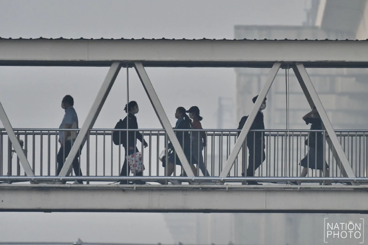 เช้านี้ฝุ่นคลุมกรุง! หลายเขตค่าฝุ่นเกิน 40 มคก./ลบ.ม.