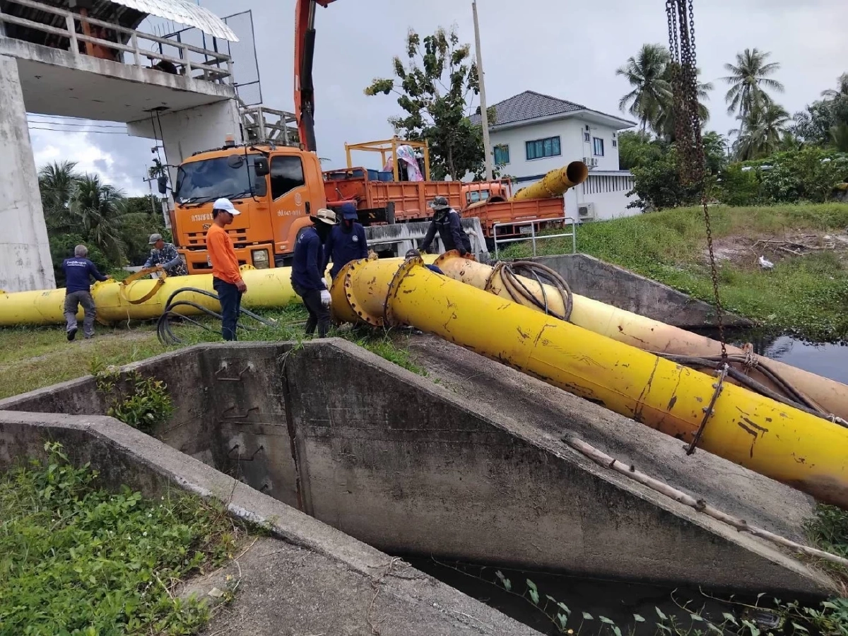 ฝนถล่มใต้! กรมชลฯ ระดมทีมรับมือเสี่ยงน้ำท่วมฉับพลัน