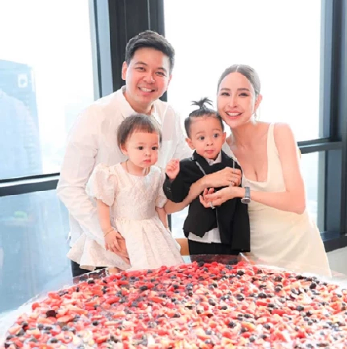 เปิดค่าตัวต่อชั่วโมง \"น้องโมเน่\" ลูกสาวเม พรีมายา ระดับท็อปสตาร์