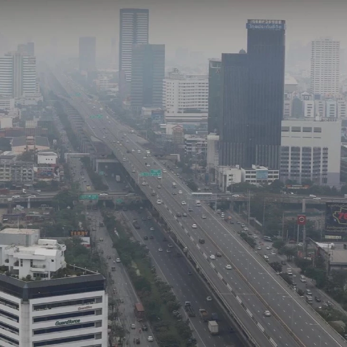 3 เขตกรุงเทพฯ ฝุ่น PM2.5 พุ่งสีส้ม! กทม. เตือนสวมหน้ากาก