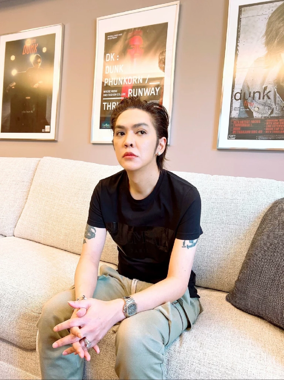 ลุยเอง! เร่งบรรจุหมูแดดเดียวพร้อมทาน ส่งด่วนช่วยผู้ประสบภัย