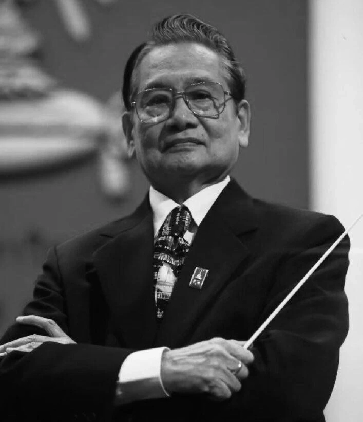 สิ้น ศิลปินแห่งชาติ \"ชูชาติ พิทักษากร\" จากไปอย่างสงบในวัย 91 ปี