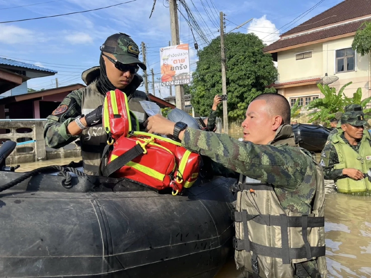 มาถึงแล้ว\"หมอภาคย์\" นำหน่วยรบพิเศษลุยเขต 8 ช่วยพื้นที่วิกฤติ