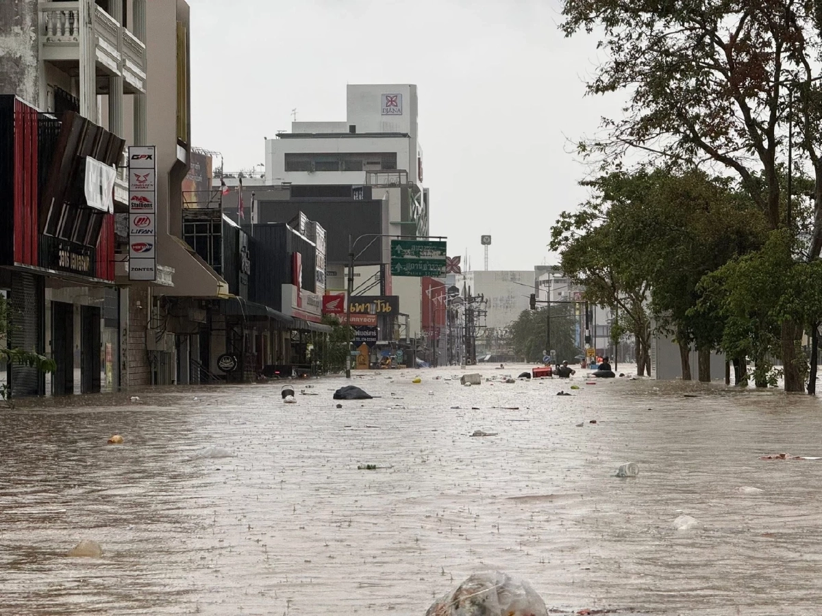 หาดใหญ่สาหัส \"เจนนี่\" ไม่รอช้า เปิดจุดรับบริจาค ช่วยน้ำท่วมด่วน