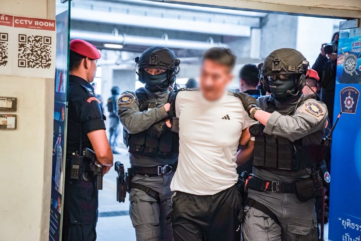 ชุดปฏิบัติการพิเศษหนุมาน คุมตัว She Zhijiang สแกมเมอร์รายสำคัญ