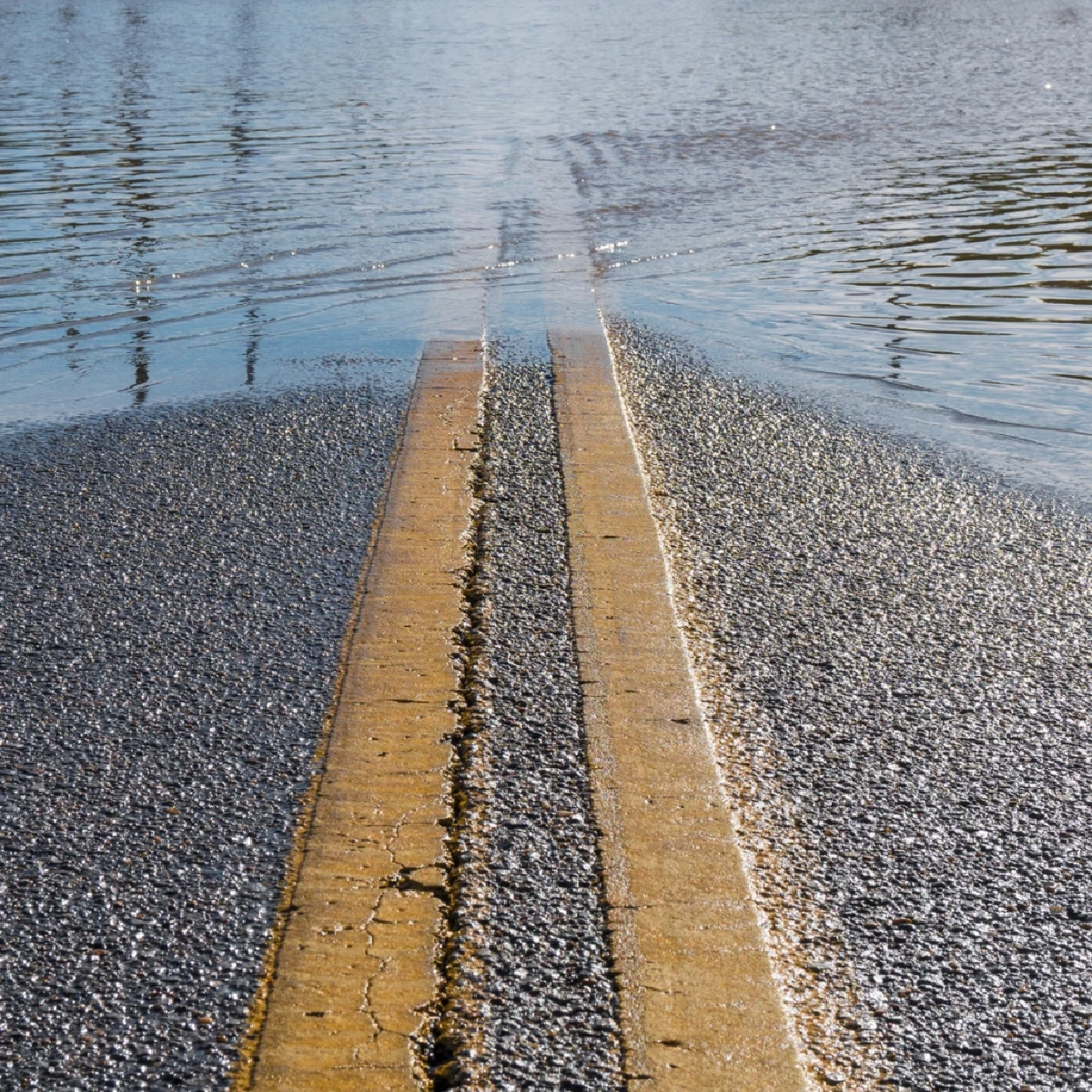 ครม.เตรียมเคาะงบ “เงินเยียวยาน้ำท่วมรอบใหม่” ช่วย 17 จังหวัด