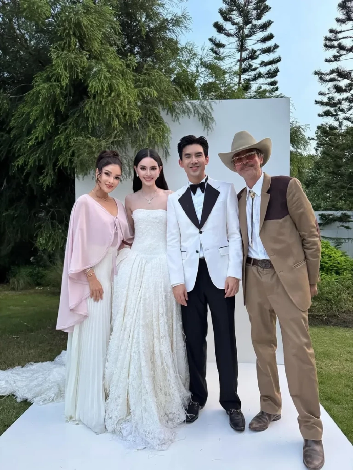 หวานกว่าซีรีส์! “ใหม่–เต๋อ” แต่งงานเรียบง่ายแต่โรแมนติก