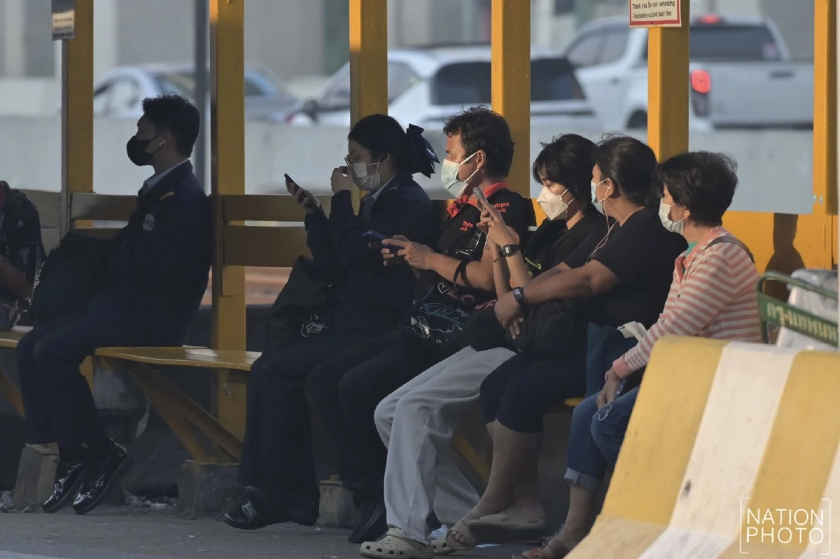 เช้านี้ฝุ่นคลุมกรุง! หลายเขตค่าฝุ่นเกิน 40 มคก./ลบ.ม.