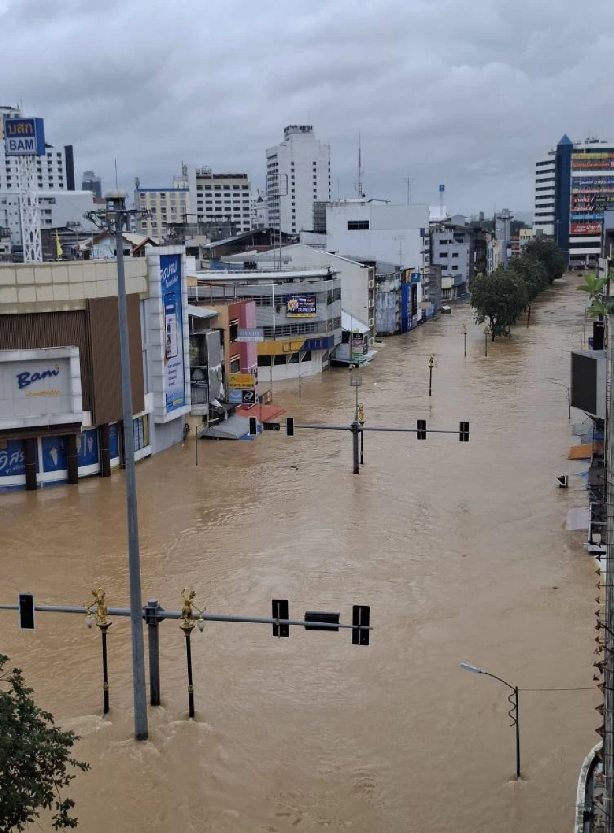 GISTDA เปิดข้อมูลแผนที่ดาวเทียม หาดใหญ่ ระดับน้ำท่วมวิกฤต!