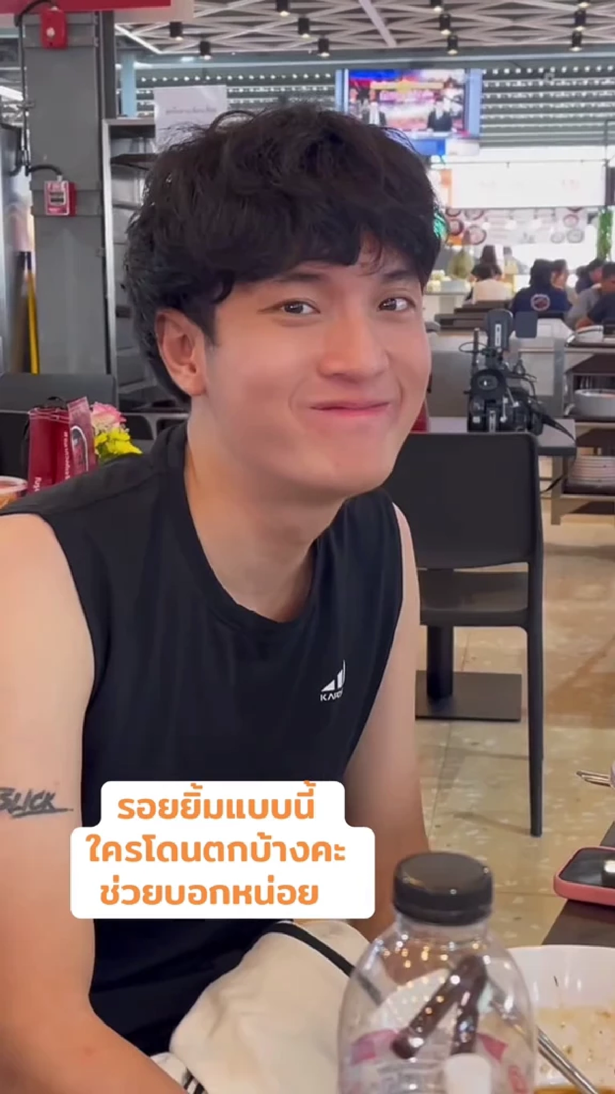 เปิดโฉมลูกชาย นักร้องชื่อดัง หล่อจนโซเชียล นึกว่าดาราหน้าใหม่