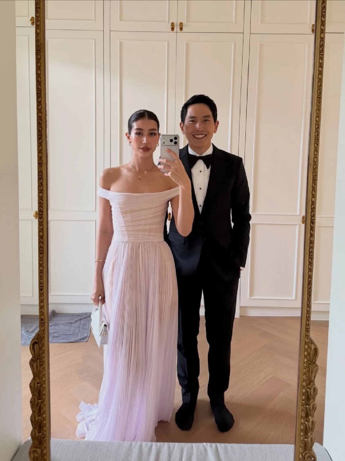 มิ้นต์ ชาลิดา เผยความรู้สึกได้ช่อดอกไม้จากคู่รัก ใหม่-เต๋อ