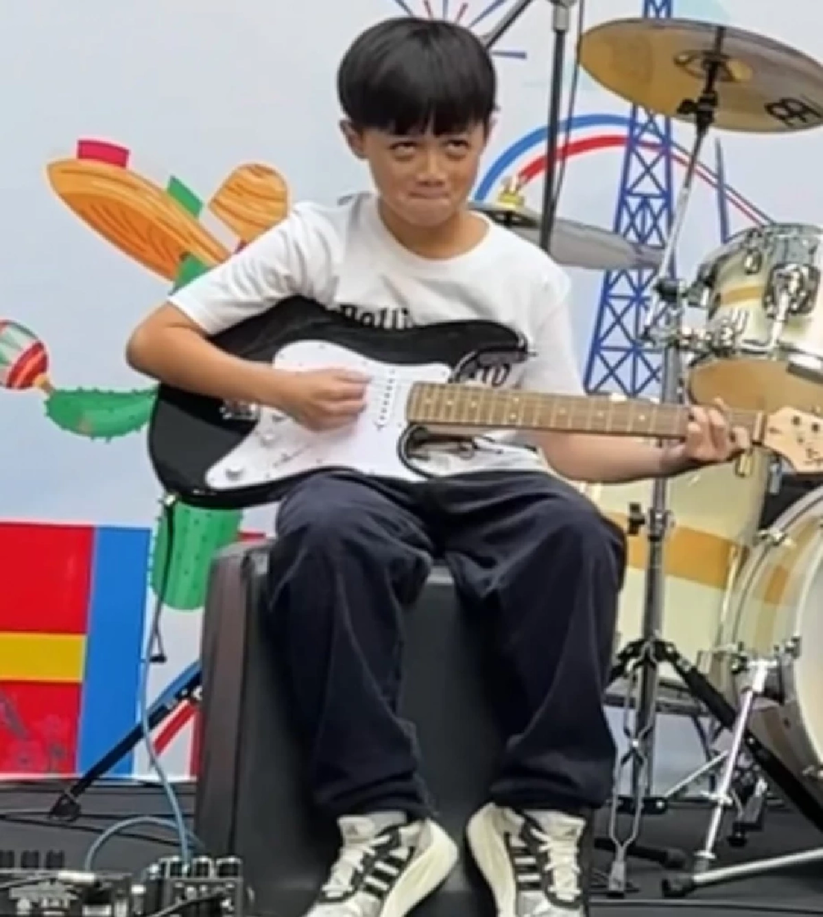 แม่ชมสุดปลื้ม ลูกชายเปิดโหมดศิลปินตัวน้อย เผยพรสวรรค์ด้านดนตรี