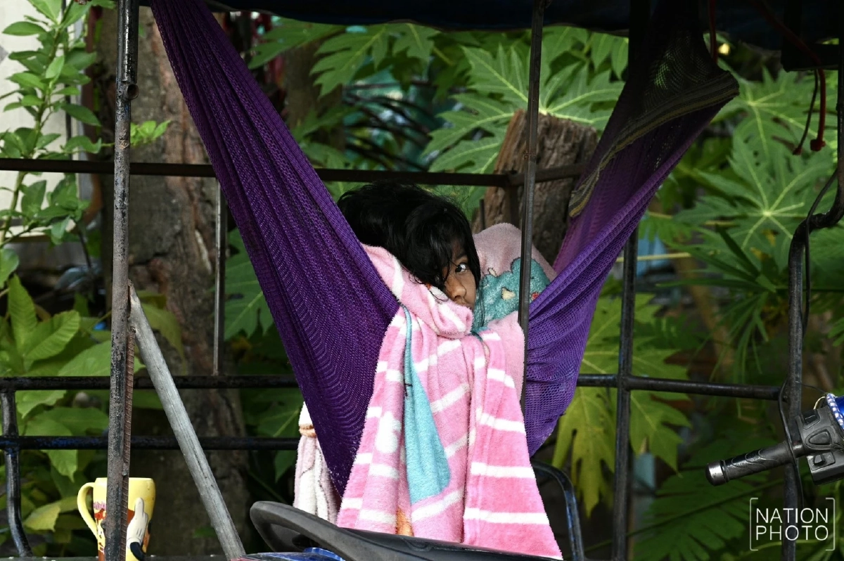 พนมดงรักอุณหภูมิลดฮวบ 4–7 องศา ชาวบ้านต้องสวมเสื้อกันหนาว