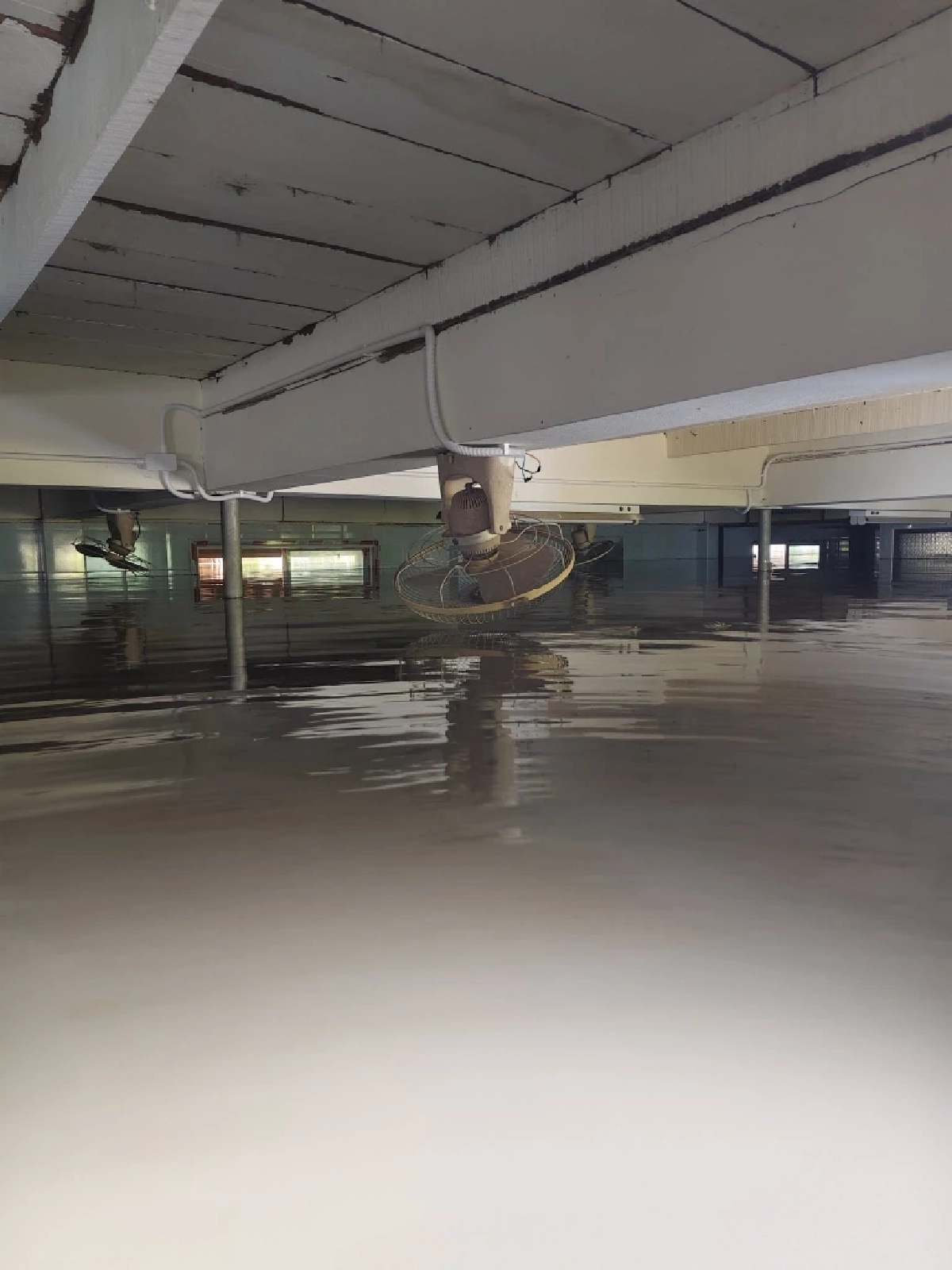 76 วันยังไม่แห้ง! น้ำท่วมโรงเรียนวัดบางกะทิง(พิศิษฐ์วิทยาคาร)