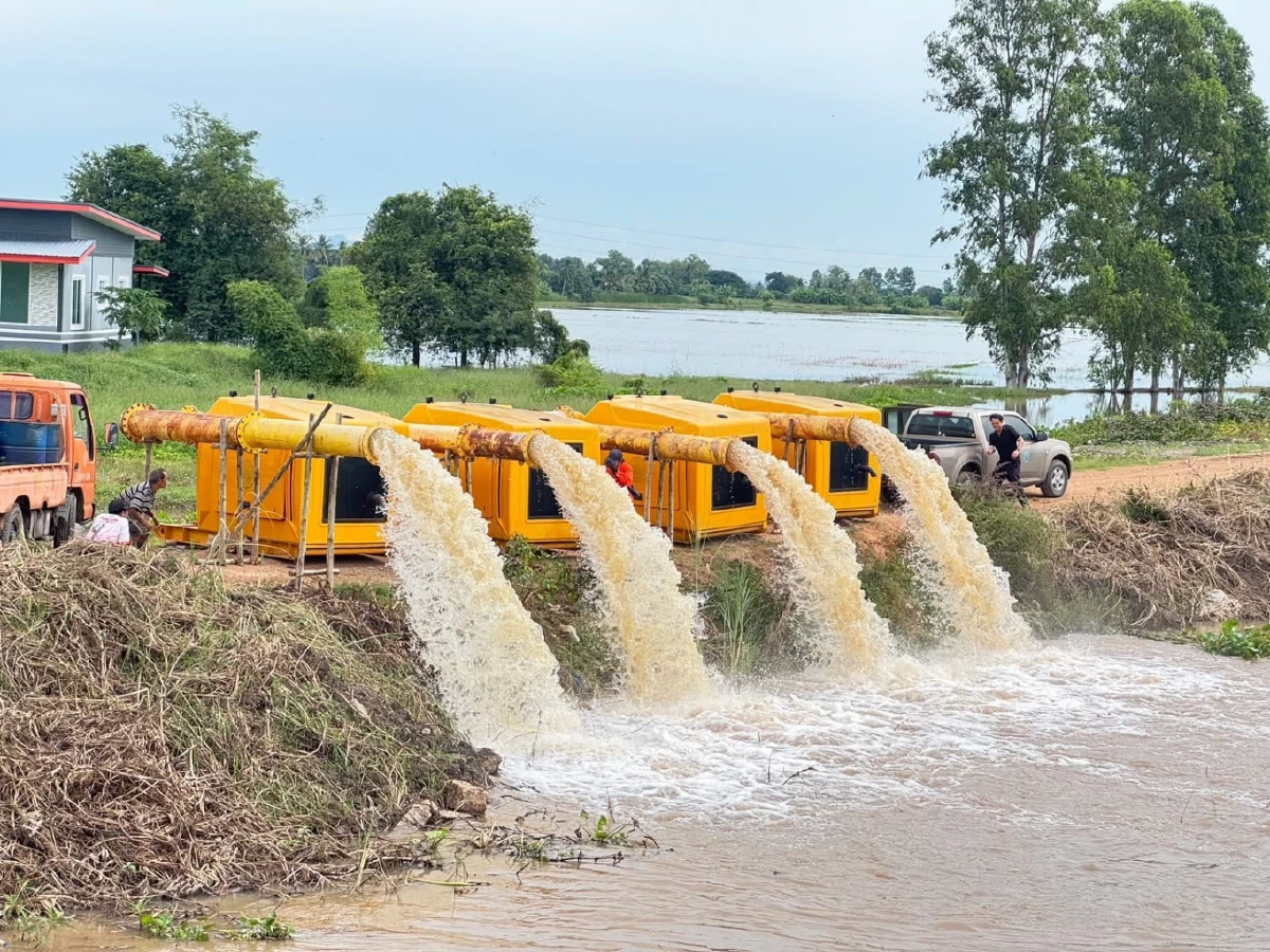 ชป.เร่งระบายน้ำ 5 จังหวัดภาคกลาง ฟื้นนาข้าวหลังน้ำท่วม