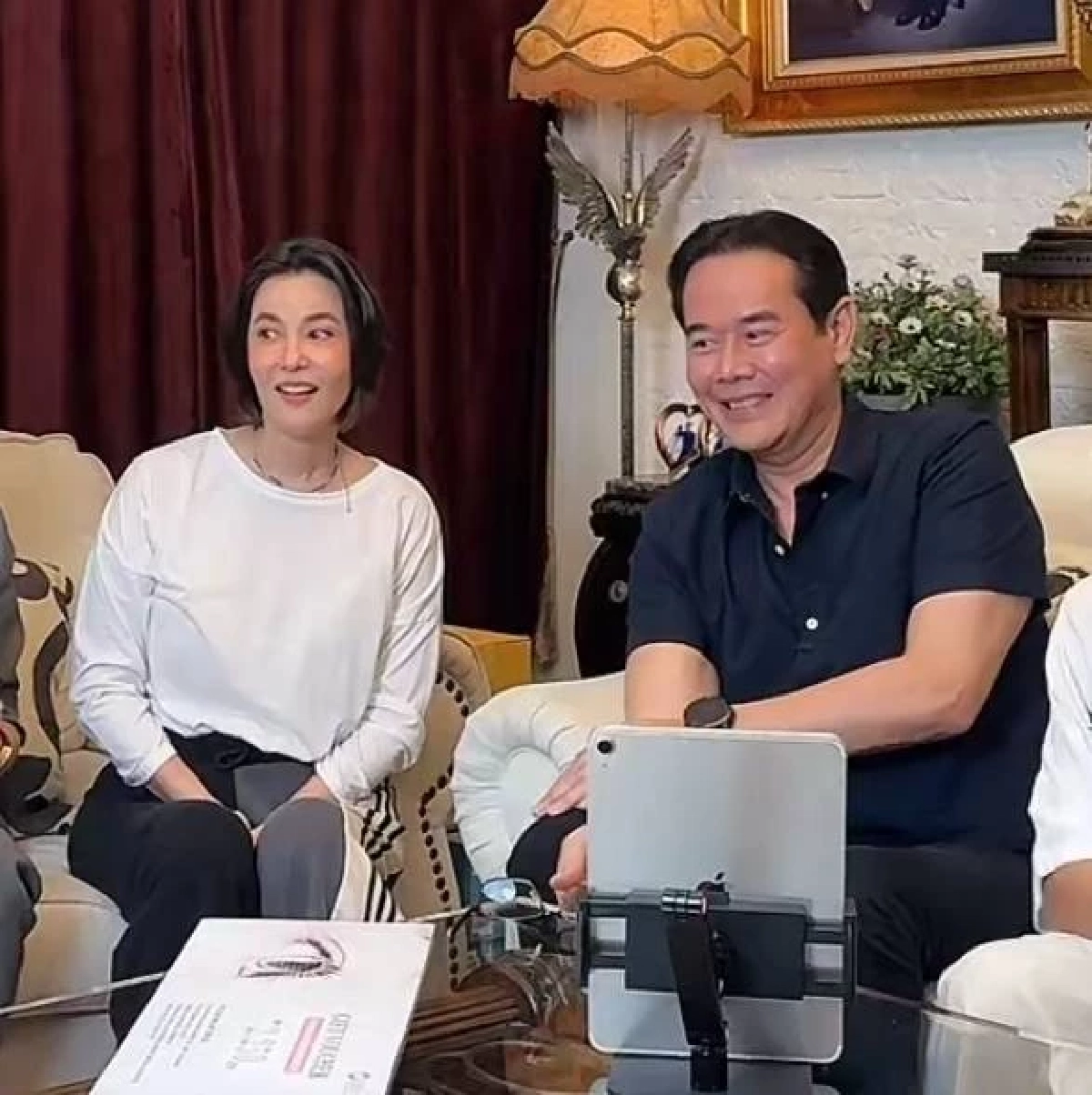 \"มดดำ\" เผยเบื้องลึก \"ธัญญ่า\" ลดสถานะ \"เป๊ก\" ชี้มีอะไรมากกว่าที่คิด