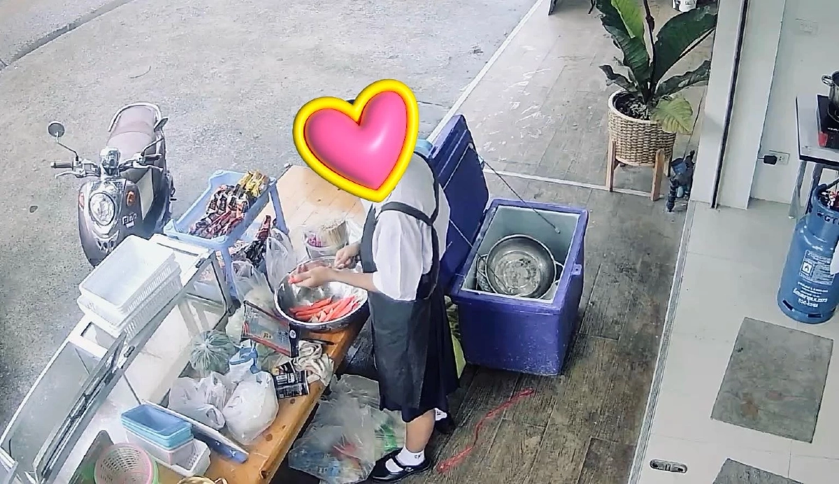 คุณครูจุกอก ลูกศิษย์หญิง ม.6 ทักมาขอลาออก ก่อนรู้ความจริงปวดใจ