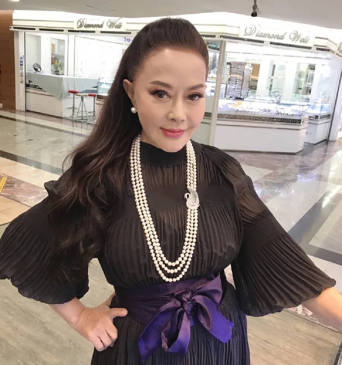 ในภาพนี้คือใครจำได้ไหม เปิดภาพปัจจุบัน  ยังคงสวยไม่เปลี่ยน