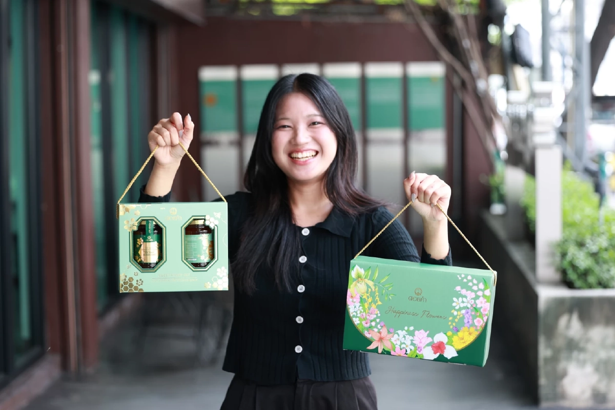 \"ดอยคำ\" ส่งมอบรอยยิ้มด้วย กระเช้าปีใหม่ และชุดของขวัญ 2569  ผ่านดอกไม้มงคล 15 ชนิด